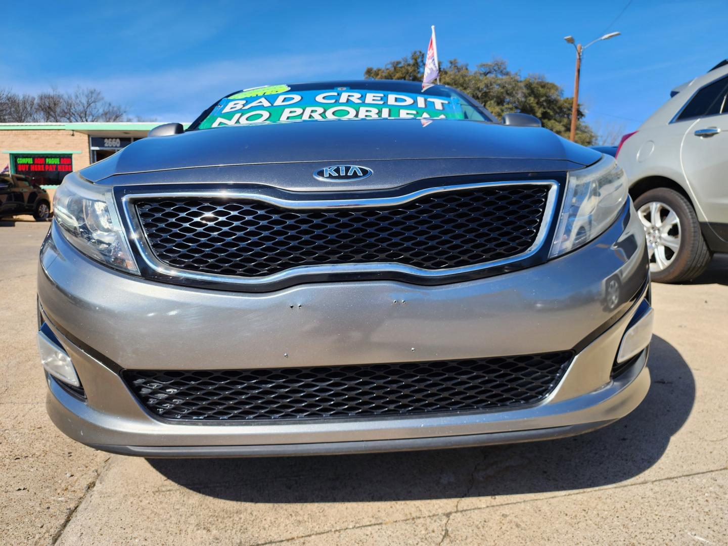 2015 GRAY Kia Optima LX (5XXGM4A77FG) with an 2.4L L4 DOHC 16V engine, 6-Speed Automatic transmission, located at 2660 S.Garland Avenue, Garland, TX, 75041, (469) 298-3118, 32.885551, -96.655602 - Welcome to DallasAutos4Less, one of the Premier BUY HERE PAY HERE Dealers in the North Dallas Area. We specialize in financing to people with NO CREDIT or BAD CREDIT. We need proof of income, proof of residence, and a ID. Come buy your new car from us today!! This is a Very clean 2015 KIA OPTIMA - Photo#9